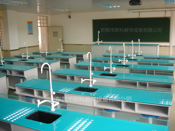 小學(xué)科學(xué)實(shí)驗室設施設備配置方案